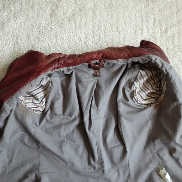 Danier Maroon Asymetric Leather Jacket - Picture 5 of 7